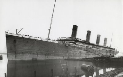 RMS Titanic während der Ausrüstung, 1. Januar 1912 von English Photographer